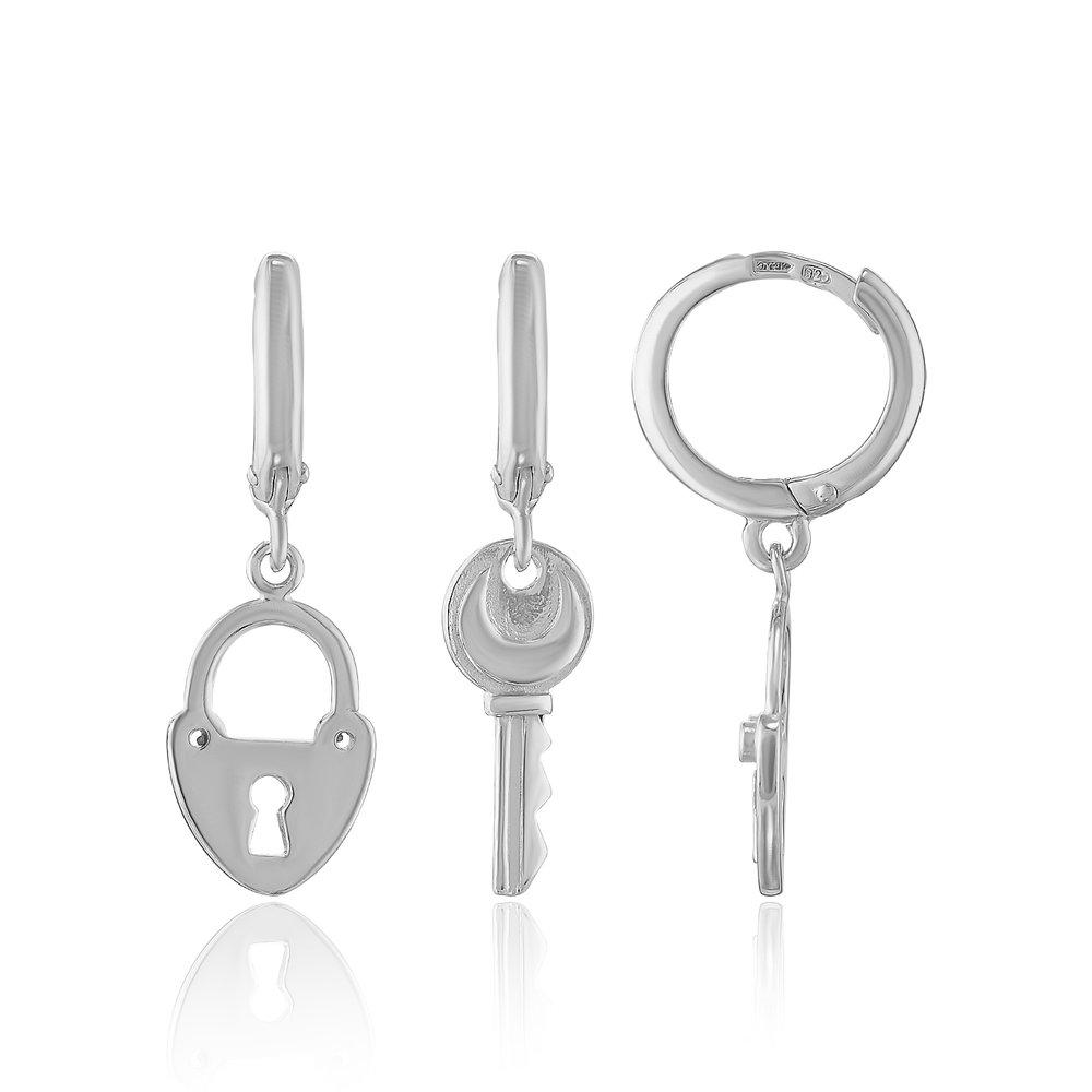 Серьги длинные, серебро 925 проба (Россия) — от 188.45 руб. в сети магазинов 7 карат забронировать в магазине Серьги длинные, серебро 925 проба