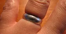 Как снять кольцо с опухшего пальца